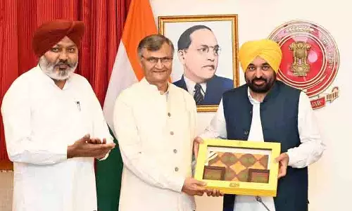 Bhagwant Mann ने पंजाब के विकास को बढ़ावा देने के लिए नीति आयोग से सहायता मांगी Bhagwant Mann ने पंजाब के विकास को बढ़ावा देने के लिए नीति आयोग से सहायता मांगी