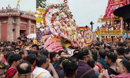 रथ यात्रा 2025: पुरी के जगन्नाथ मंदिर में पहांडी अनुष्ठान शुरू हुआ रथ यात्रा 2025: पुरी के जगन्नाथ मंदिर में पहांडी अनुष्ठान शुरू हुआ