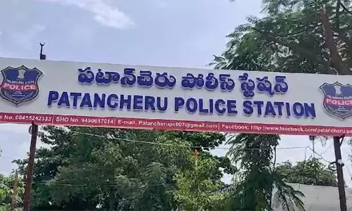 Telangana : गर्लफ्रेंड के सामने की आत्महत्या की कोशिश अस्पताल ले जाने से पहले ही हुई मौत