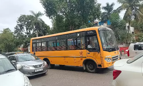 पुणे RTO ने 31 जुलाई तक स्कूल बसों में CCTV लगाने का आदेश दिया
