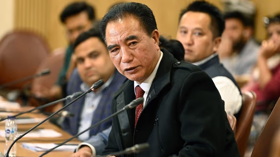 Mizoram  बार-बार सीमा पार करने वाले म्यांमार शरणार्थियों के पहचान पत्र जब्त