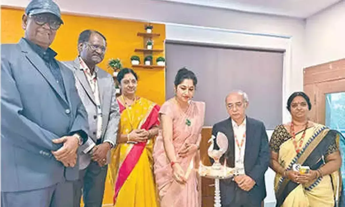 Andhra: संकाय सदस्यों को तनाव मुक्त जीवन जीने का आह्वान किया गया
