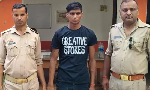 Farrukhabad: चोरी का मोबाइल समेत आरोपी पुलिस की गिरफ्त में