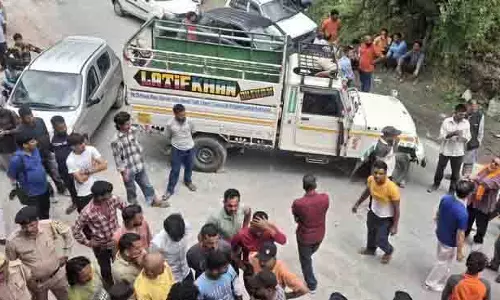 Tissa के पास जेई मृत मिला, चार संदिग्ध हिरासत में