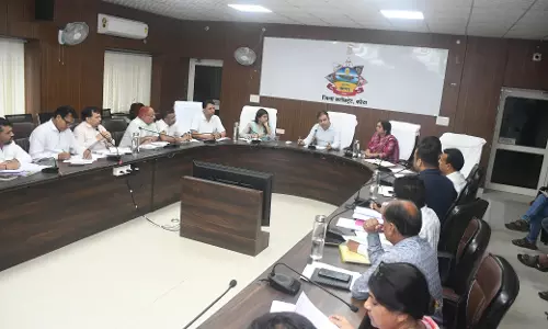 Kota: निगम व केडीए अभियंताओं को चेतावनी, कार्यों की गुणवत्ता से नहीं हो समझौता
