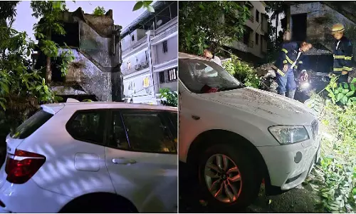 पारसिक पहाड़ी पर हादसा, गिरी इमारत की दीवार, कोई हताहत नहीं पारसिक पहाड़ी पर हादसा, गिरी इमारत की दीवार, कोई हताहत नहीं