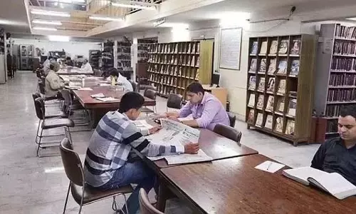 Assam: नलबाड़ी में पुस्तकालयों और वाचनालयों की मांग बढ़ी Assam: नलबाड़ी में पुस्तकालयों और वाचनालयों की मांग बढ़ी