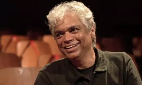 Prakash Belawadi : खुलासा, वैनिटी वैन में मांस और गंदगी फेंकी गई Prakash Belawadi : खुलासा, वैनिटी वैन में मांस और गंदगी फेंकी गई