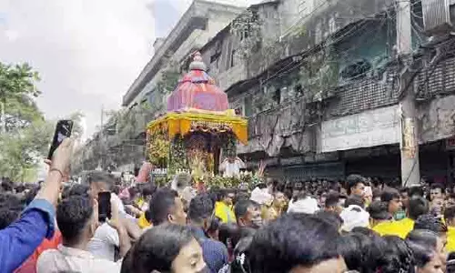 Bangladesh में हिंदुओं ने मनाई रथ यात्रा Bangladesh में हिंदुओं ने मनाई रथ यात्रा