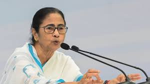 पश्चिम बंगाल की CM ममता बनर्जी ने दीघा के जगन्नाथ मंदिर में पहली रथ यात्रा में भाग लिया