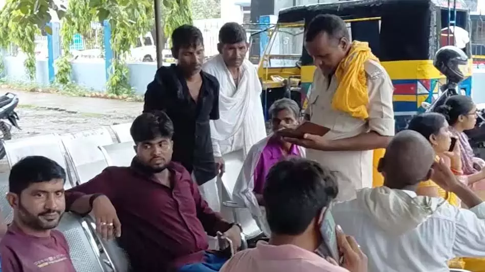 नशा छुड़वाना चाहती थी पत्नी, पति ने दबाया गला नशा छुड़वाना चाहती थी पत्नी, पति ने दबाया गला