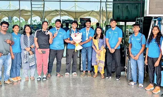 Odisha : राष्ट्रीय एथलेटिक्स विजेताओं को बधाई Odisha : राष्ट्रीय एथलेटिक्स विजेताओं को बधाई