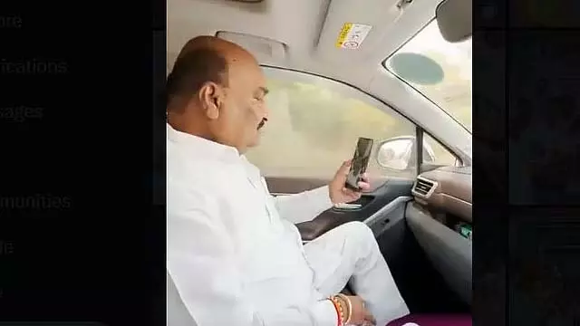 शिवसेना सांसद के ड्राइवर को उपहार में मिली 150 करोड़ की जमीन शिवसेना सांसद के ड्राइवर को उपहार में मिली 150 करोड़ की जमीन