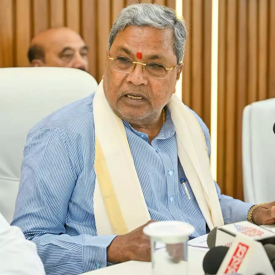पार्टी में कोई आंतरिक विवाद नहीं: CM Siddaramaiah पार्टी में कोई आंतरिक विवाद नहीं: CM Siddaramaiah