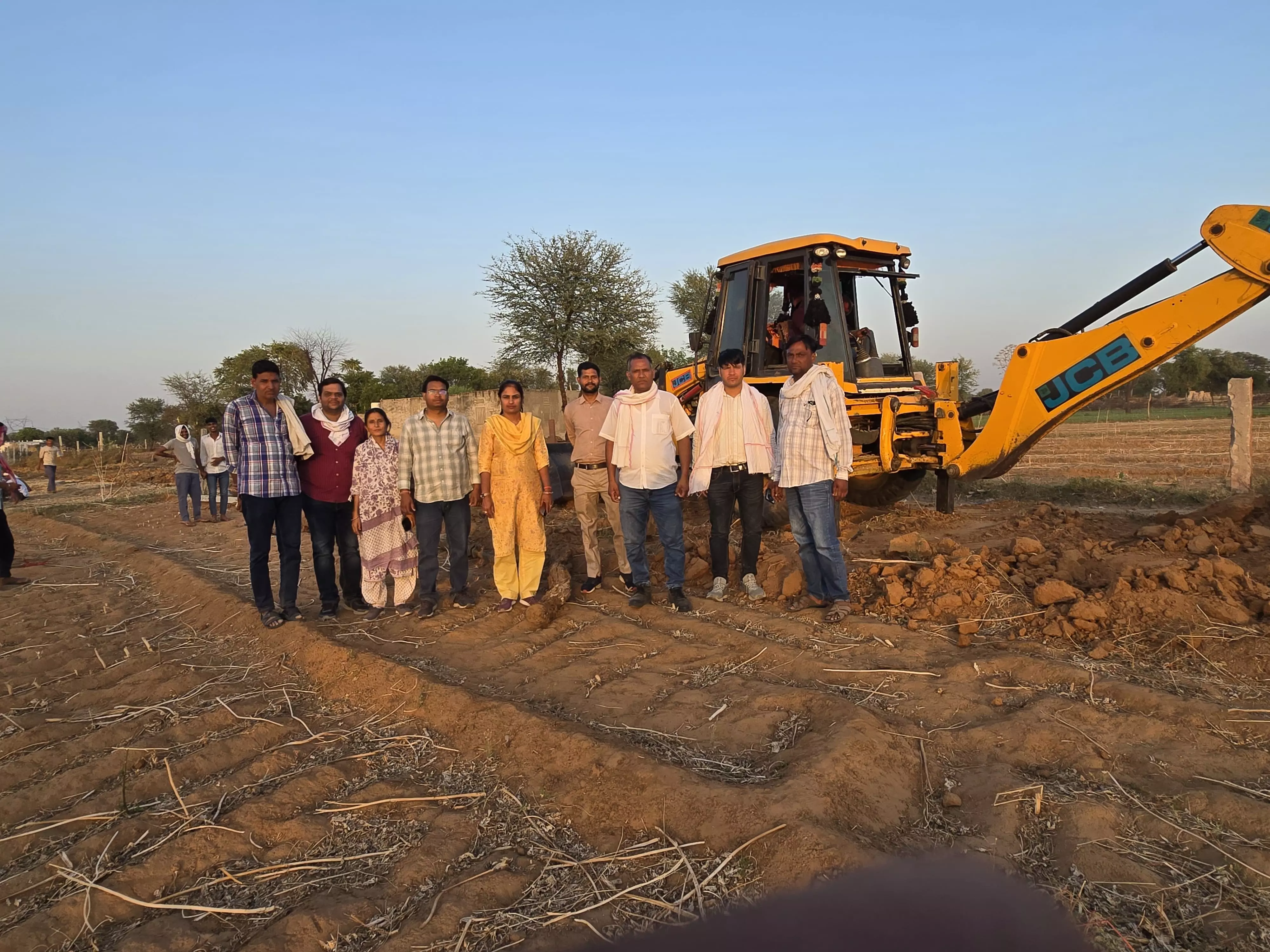 Jaipur: दौसा जिले में आमजन की राह आसान, रास्ते खुलने से खुशहाली Jaipur: दौसा जिले में आमजन की राह आसान, रास्ते खुलने से खुशहाली
