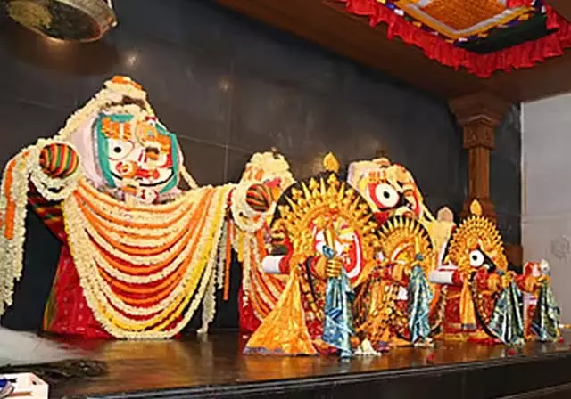 दीघा के जगन्नाथ मंदिर में 3 लाख लोगों ने किए भगवान जगन्नाथ के दर्शन दीघा के जगन्नाथ मंदिर में 3 लाख लोगों ने किए भगवान जगन्नाथ के दर्शन