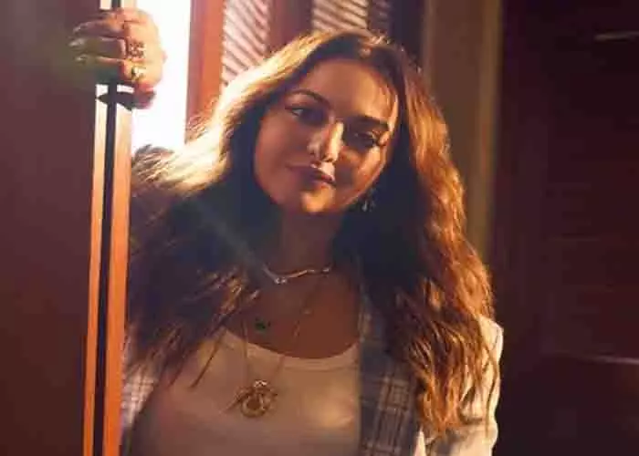 वह बायोपिक करना चाहती हैं, Sonakshi Sinha ने खुलासा किया वह बायोपिक करना चाहती हैं, Sonakshi Sinha ने खुलासा किया