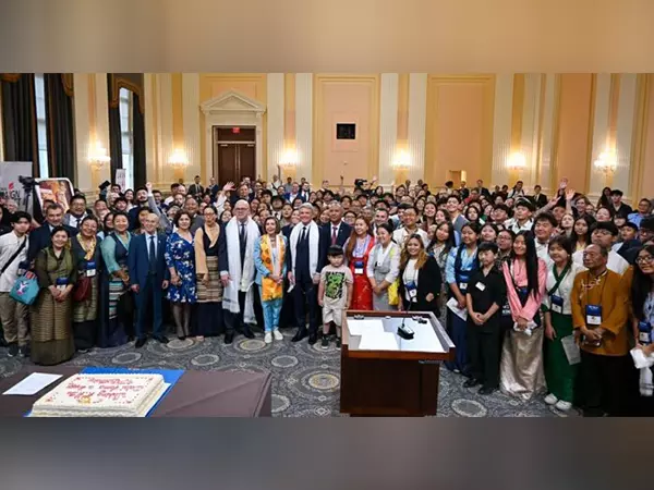 तिब्बती अमेरिकी, US कांग्रेस ने दलाई लामा के 90वें जन्मदिन पर तिब्बत लॉबी दिवस मनाया तिब्बती अमेरिकी, US कांग्रेस ने दलाई लामा के 90वें जन्मदिन पर तिब्बत लॉबी दिवस मनाया