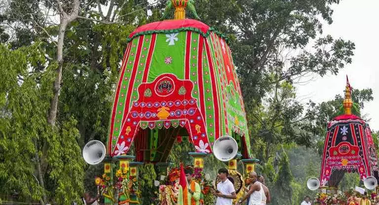 Bengal: दीघा जगन्नाथ मंदिर में रथ यात्रा के दो दिनों में 3 लाख तीर्थयात्री पहुंचे Bengal: दीघा जगन्नाथ मंदिर में रथ यात्रा के दो दिनों में 3 लाख तीर्थयात्री पहुंचे