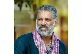YSRC नेता चेविरेड्डी भास्कर रेड्डी ने जगन के ताडेपल्ली हाउस के पास स्थित ऐतिहासिक अपार्टमेंट का दौरा किया YSRC नेता चेविरेड्डी भास्कर रेड्डी ने जगन के ताडेपल्ली हाउस के पास स्थित ऐतिहासिक अपार्टमेंट का दौरा किया