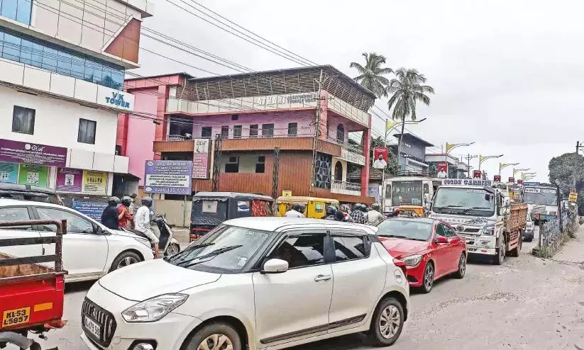Kerala : अंगदिपुरम से होकर बस सेवा फिर से शुरू हुई Kerala : अंगदिपुरम से होकर बस सेवा फिर से शुरू हुई