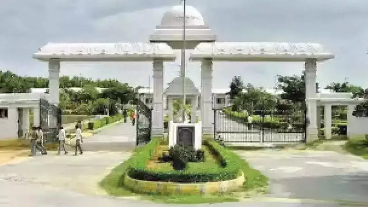 Andhra: कुप्पम में द्रविड़ विश्वविद्यालय ने इंजीनियरिंग विंग जोड़ा है Andhra: कुप्पम में द्रविड़ विश्वविद्यालय ने इंजीनियरिंग विंग जोड़ा है
