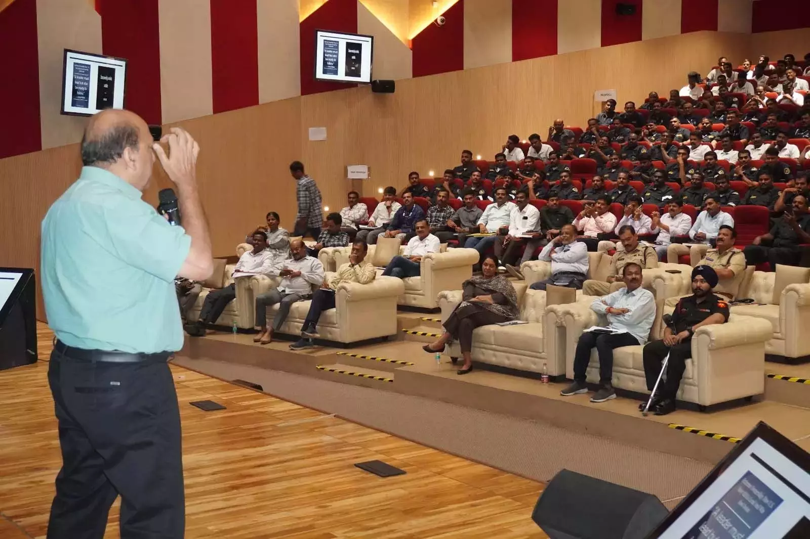TGICCC ने संयुक्त कार्रवाई टीमों के लिए मानसून की तैयारी का प्रशिक्षण आयोजित किया TGICCC ने संयुक्त कार्रवाई टीमों के लिए मानसून की तैयारी का प्रशिक्षण आयोजित किया