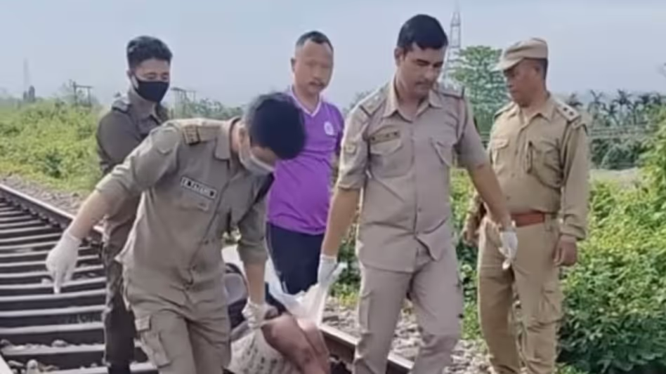 Arunachal : दोईमुख के पास संदिग्ध रेल दुर्घटना में 20 वर्षीय महिला की मौत Arunachal : दोईमुख के पास संदिग्ध रेल दुर्घटना में 20 वर्षीय महिला की मौत
