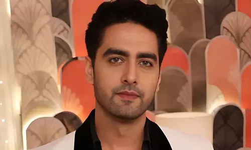 Yeh Rishta Kya Kehlata Hai: रोहित पुरोहित ने अरमान की भूमिका निभाने पर अपनी चुप्पी तोड़ी Yeh Rishta Kya Kehlata Hai: रोहित पुरोहित ने अरमान की भूमिका निभाने पर अपनी चुप्पी तोड़ी