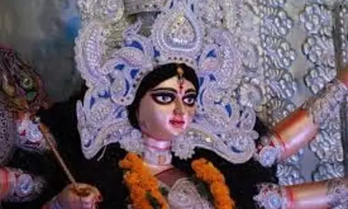 धर्म: मासिक दुर्गाष्टमी के दिन करें इन चीजों का दान, दूर होंगी सभी परेशानियां धर्म: मासिक दुर्गाष्टमी के दिन करें इन चीजों का दान, दूर होंगी सभी परेशानियां