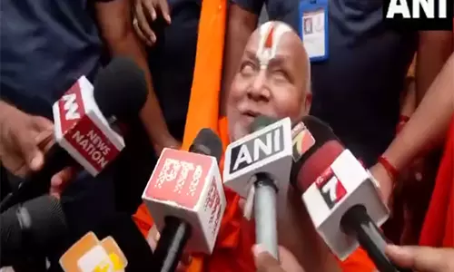 जगद्गुरु रामभद्राचार्य भगवान Jagannath Rath Yatra में शामिल हुए
