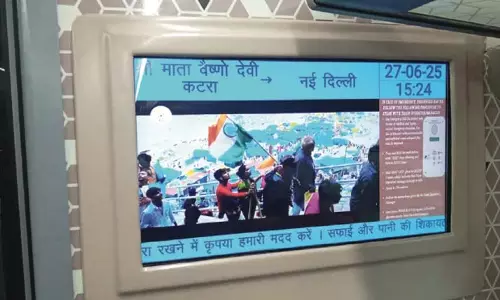 जम्मू रेलवे को विज्ञापनों से ₹6.5 करोड़ गैर-किराया राजस्व: सीनियर DCM जम्मू रेलवे को विज्ञापनों से ₹6.5 करोड़ गैर-किराया राजस्व: सीनियर DCM