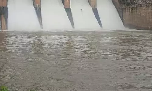 भारी बारिश: कृष्णा में 1.19 लाख क्यूसेक पानी बह रहा है