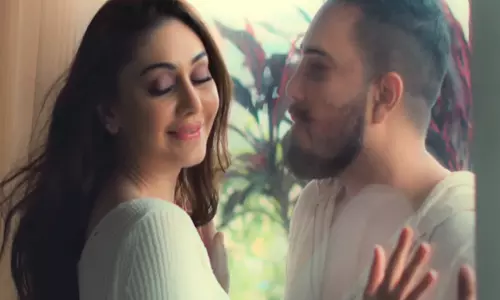 Mika Singh ने करीबी दोस्त शेफाली जरीवाला के निधन पर शोक जताया Mika Singh ने करीबी दोस्त शेफाली जरीवाला के निधन पर शोक जताया