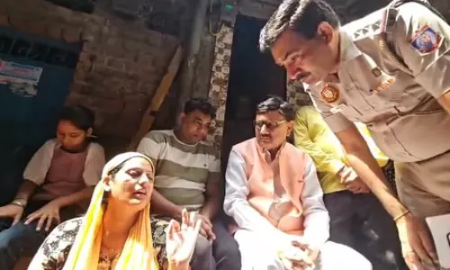 शाहदरा युवक हत्याकांड: लव एंगल आया सामने, यश की मां बोलीं- लड़की से करता था प्यार, साजिश के तहत उसे मारा