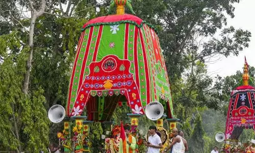 Bengal: दीघा जगन्नाथ मंदिर में रथ यात्रा के दो दिनों में 3 लाख तीर्थयात्री पहुंचे Bengal: दीघा जगन्नाथ मंदिर में रथ यात्रा के दो दिनों में 3 लाख तीर्थयात्री पहुंचे