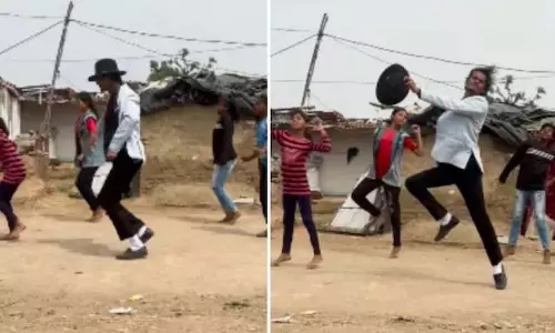 शख्स ने बच्चों संग छैंया छैंया पर किया ऐसा धांसू डांस, जमकर वायरल हुआ VIDEO