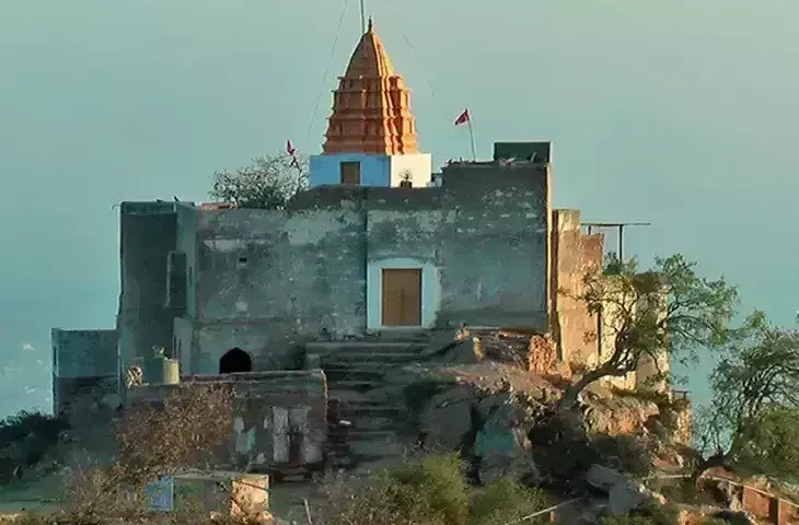 भारत का अनोखा मंदिर, जहाँ शादीशुदा मर्दों की एंट्री पर रोक