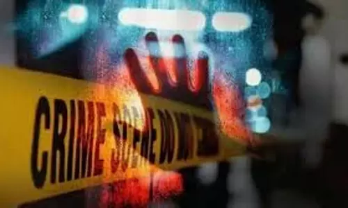 Maharashtra : आश्रम में हत्या पुलिस जांच में बेटा और बहू की गिरफ्तारी Maharashtra : आश्रम में हत्या पुलिस जांच में बेटा और बहू की गिरफ्तारी