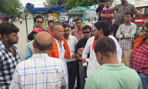 कटघोरा प्रशासन को जगाने चक्काजाम, अफसरों के हाथ पांव फूले