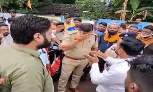 इंदिरा मार्केट के पास से अतिक्रमण हटाए गए, निगम ने चलाया बुलडोजर