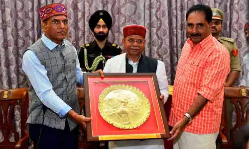 मनसुख मंडाविया ने हिमाचल के राज्यपाल Shiv Pratap Shukla से मुलाकात की