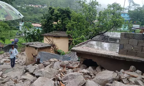 Chamoli में भारी बारिश से तबाही, नंदप्रयाग में मलबे ने मचाई बर्बादी