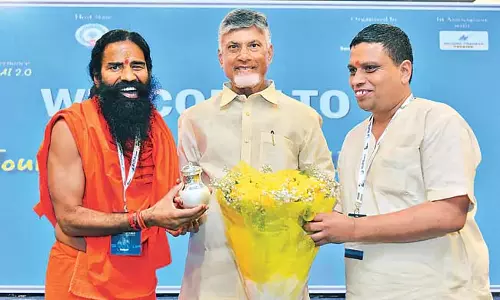 Baba Ramdev : दुनिया में आंध्र प्रदेश जैसा कोई दूसरा स्थान नहीं