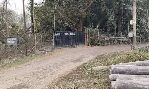 दिनाजपुर जिले में सीमा के पास खेतों तक पहुंचने में ग्रामीणों को BSF की बाधा का सामना करना पड़ा