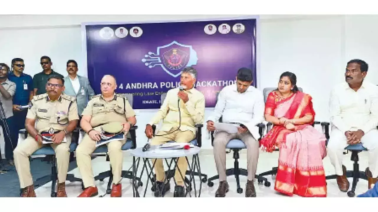 मुख्यमंत्री ने पुलिस से कहा, एआई के साथ आंध्र प्रदेश को ‘शून्य अपराध दर’ वाला राज्य बनाएं