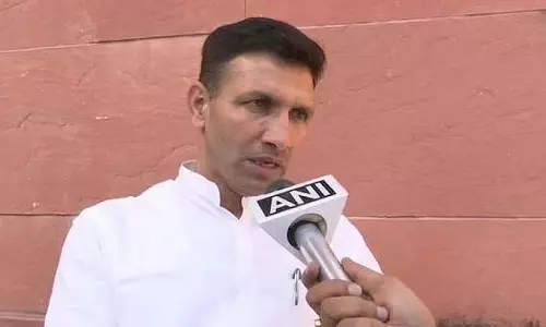 MP: कांग्रेस अध्यक्ष के खिलाफ झूठ बोलने के लिए एक व्यक्ति को रिश्वत देने का मामला दर्ज MP: कांग्रेस अध्यक्ष के खिलाफ झूठ बोलने के लिए एक व्यक्ति को रिश्वत देने का मामला दर्ज
