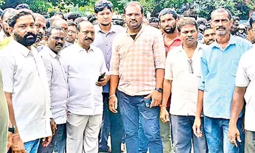 Andhra : विशाखापत्तनम में श्रमिकों की हड़ताल जारी, जलापूर्ति बाधित