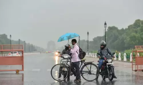 दिल्ली में आज बारिश और आंधी की संभावना