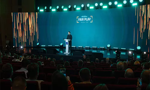 Zelensky ने रूस को सैन्य एआई मॉडल की आपूर्ति रोकने की मांग की
